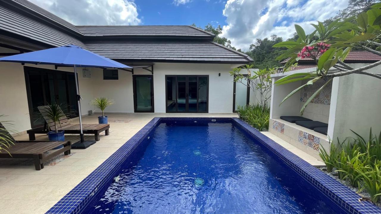 Charis Pool Villa 2 - 3 Bedroom With Private Pool Bentong Luaran gambar